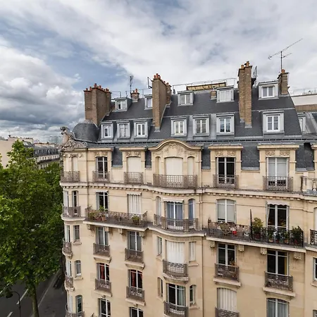 Studio Refait A Neuf Metro Pereire 17 - 2p * Parigi