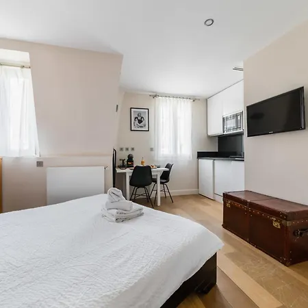 Studio Refait A Neuf Metro Pereire 17 - 2p Appartamento