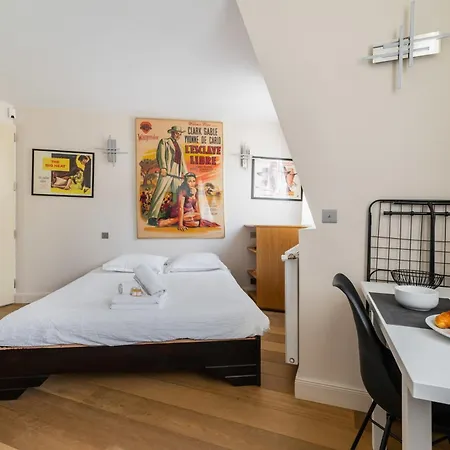 Studio Refait A Neuf Metro Pereire 17 - 2p * Parigi